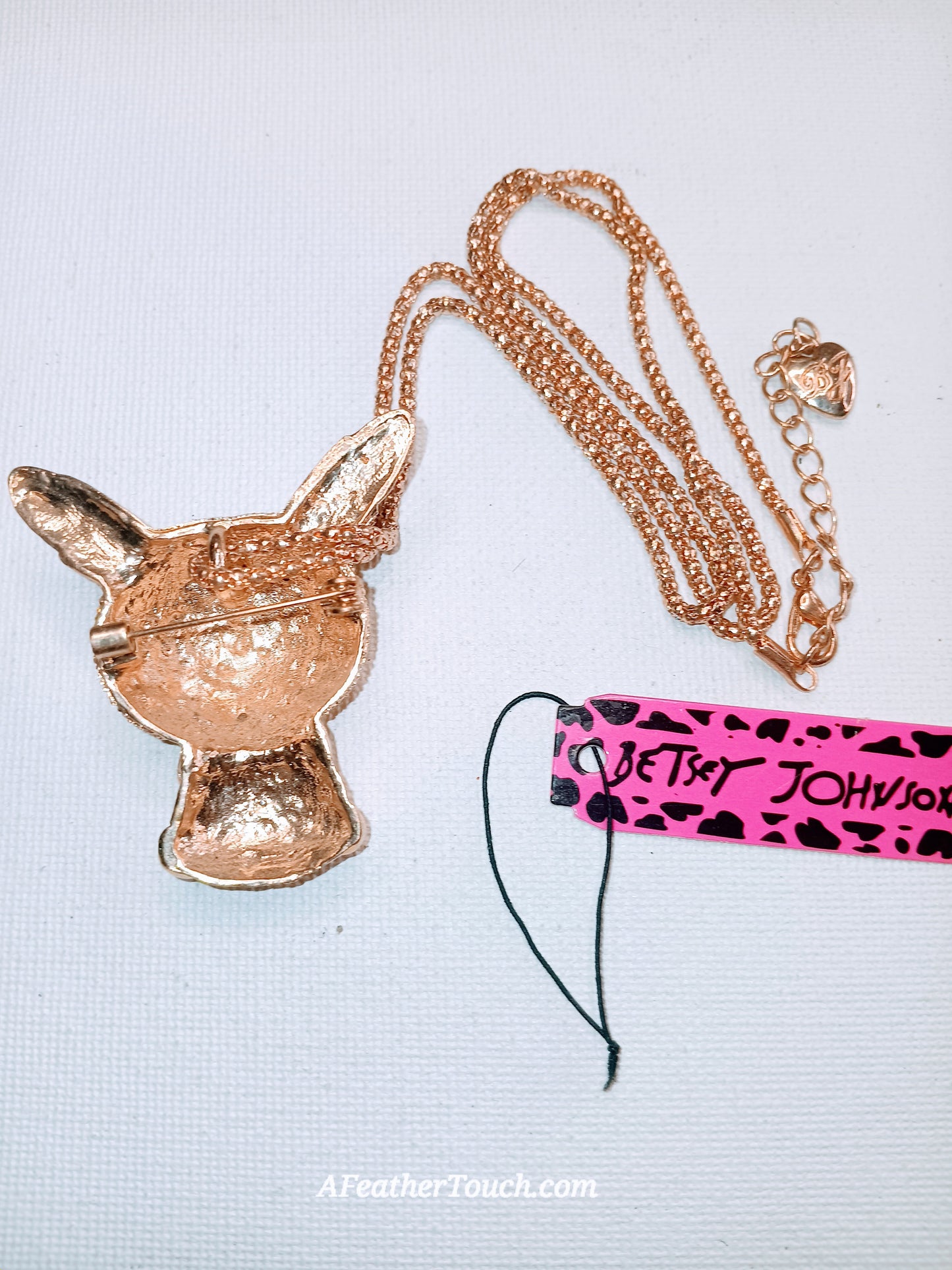 ⚡ ⚡ Betsey Johnson Pokémon Pikachu Sparkling 2-in-1 Brooch & Necklace Pendant! ⚡