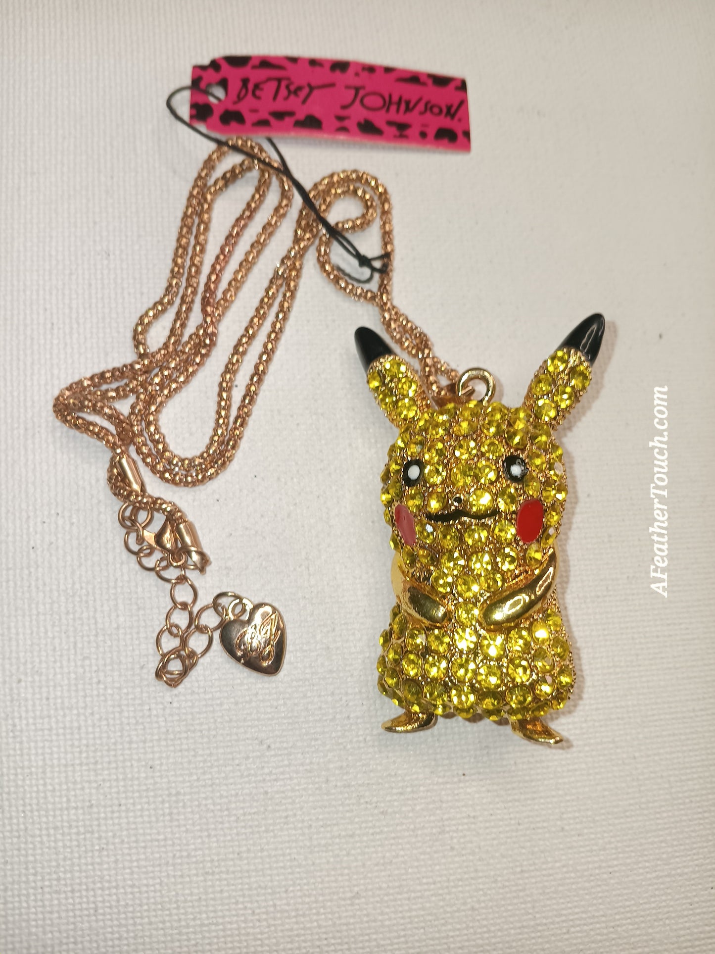 ⚡ ⚡ Betsey Johnson Pokémon Pikachu Sparkling 2-in-1 Brooch & Necklace Pendant! ⚡