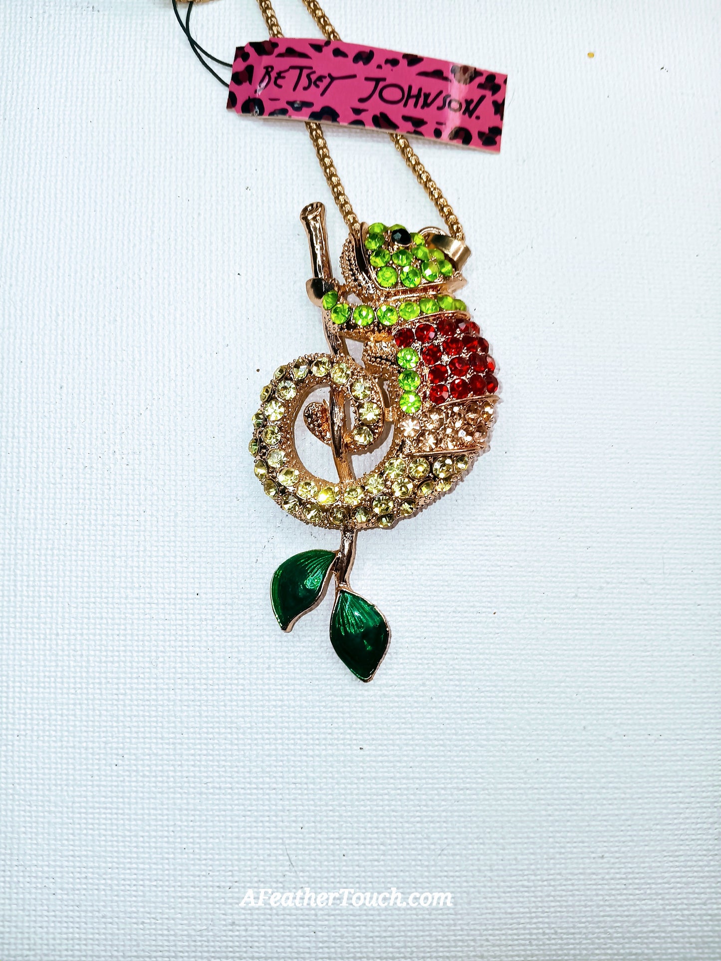 Betsey Johnson Sparkly Rhinestone Chameleon Lizard Pendant Necklace