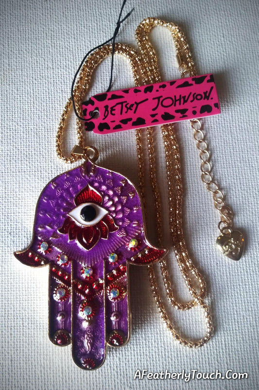 Beautiful Betsey Johnson pendant
