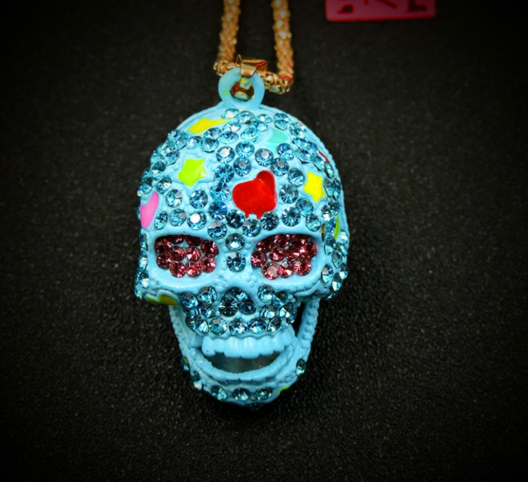 Skull 3D Pendant Authentic Betsey Johnson