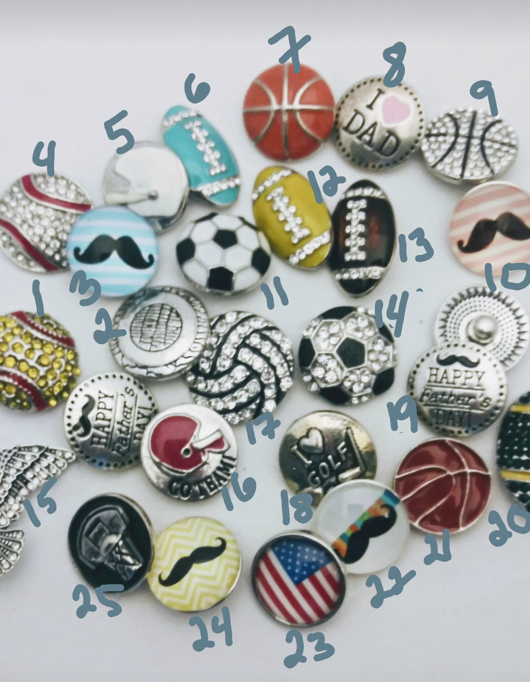 A variety of snaps 18mm noosa snaps footballs, soccer balls, mustaches, volleyball, basketball, eagle