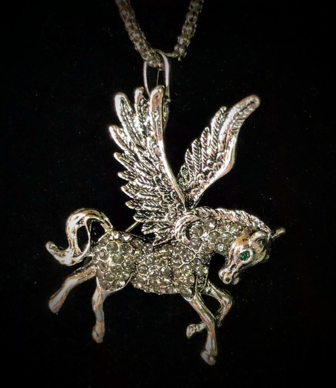BETSEY
JOHNSON BEAUTIFUL BLACK and SILVER PEGASUS 
PENDANT/BROACH