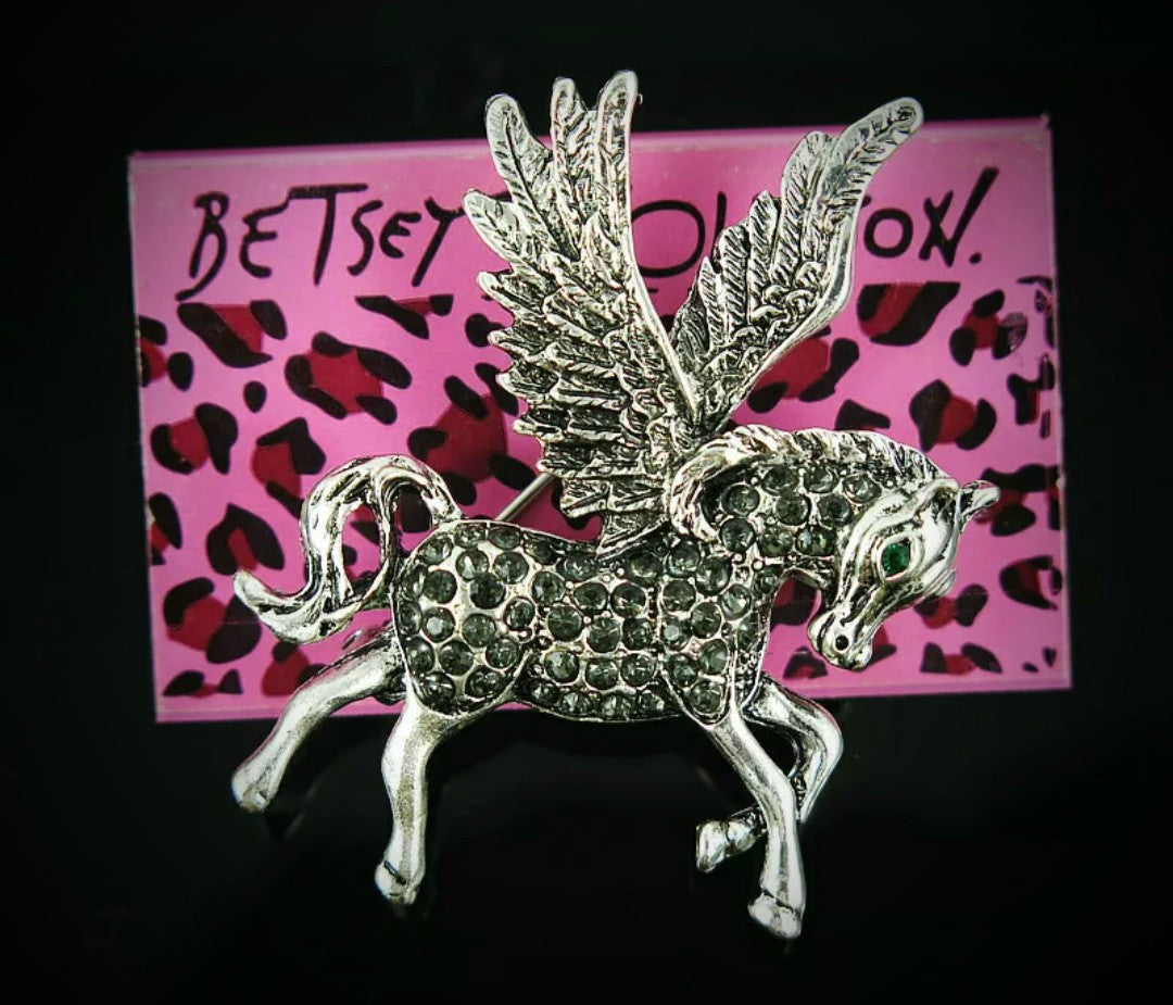 BETSEY
JOHNSON BEAUTIFUL BLACK and SILVER PEGASUS 
PENDANT/BROACH